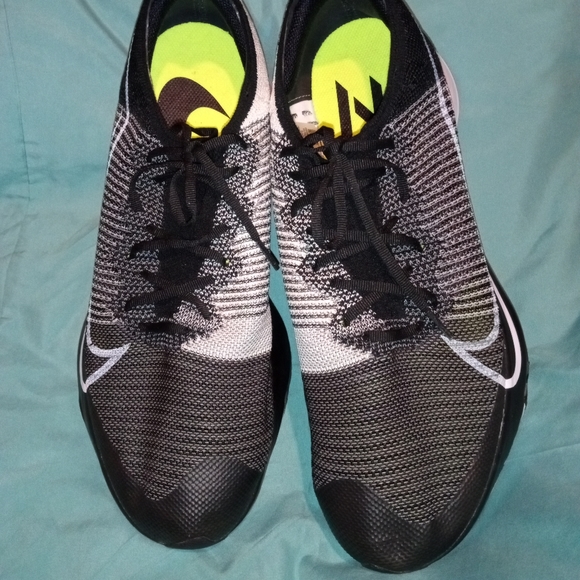 Nike Zoom Sneakers - Picture 2 of 8